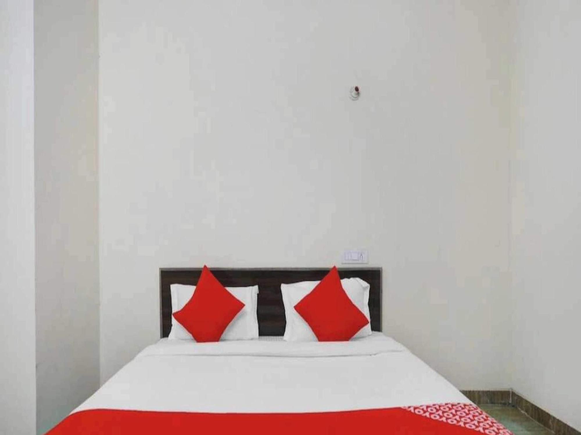 Hotel Sky Bird Bhauli المظهر الخارجي الصورة