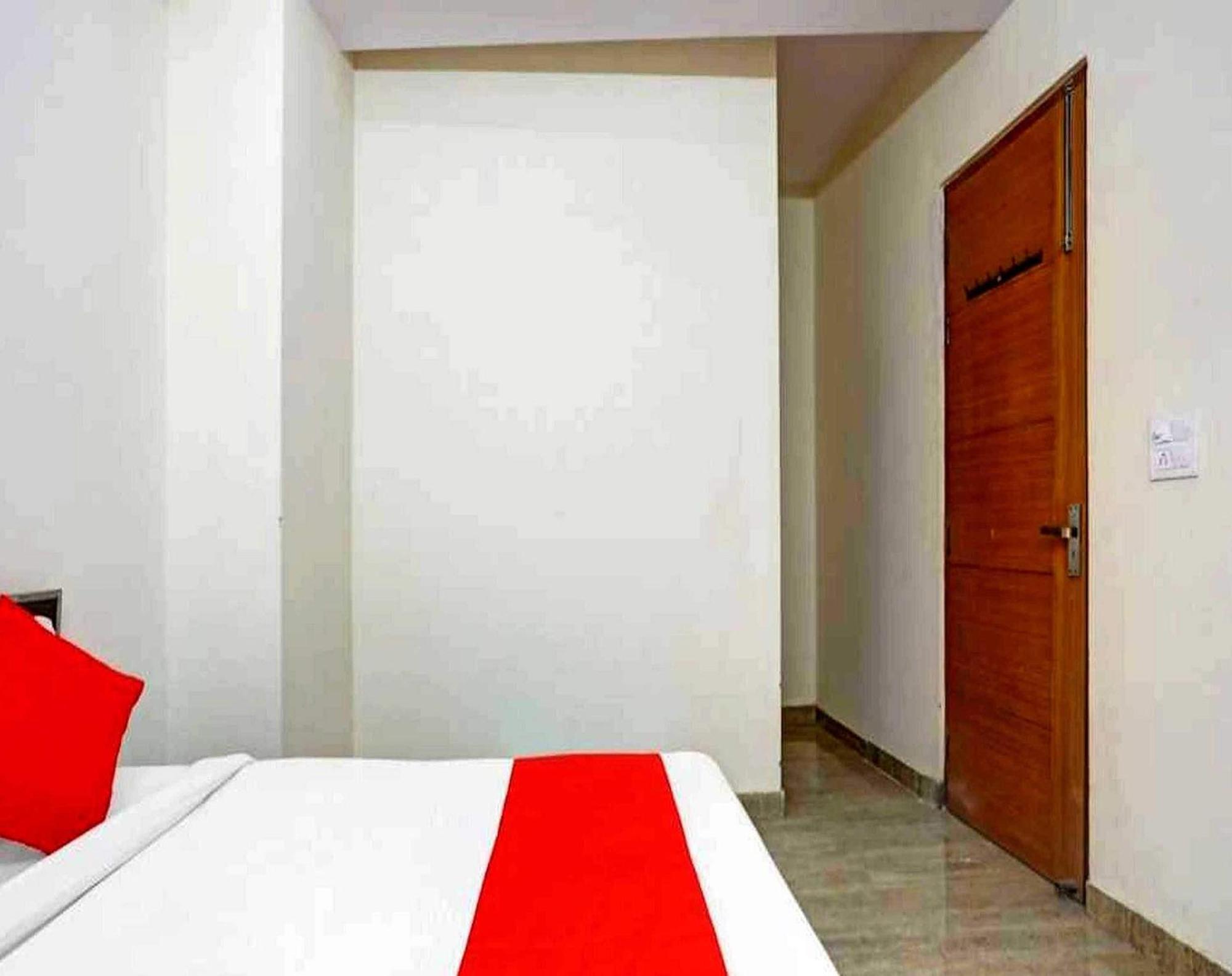Hotel Sky Bird Bhauli المظهر الخارجي الصورة