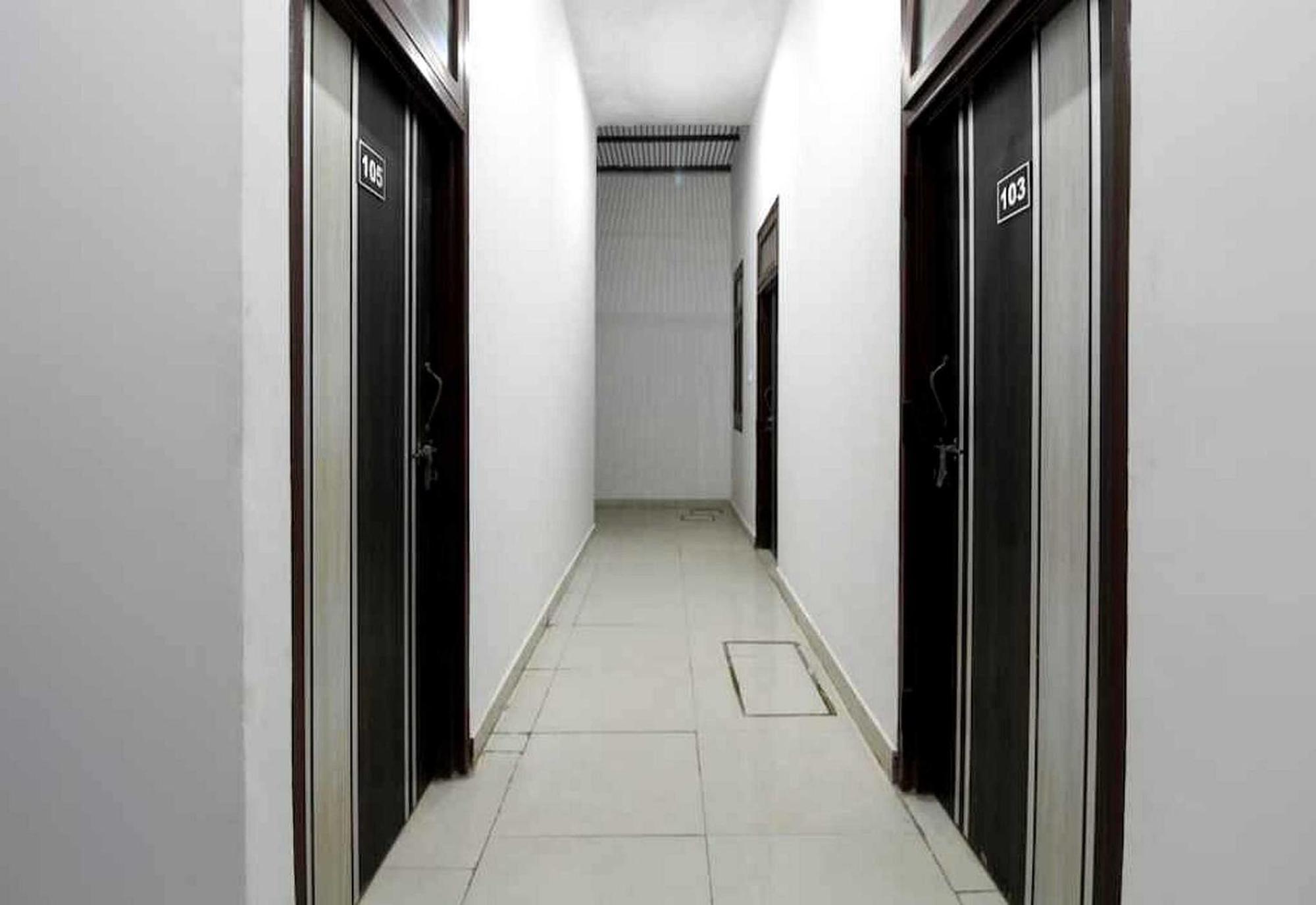 Hotel Sky Bird Bhauli المظهر الخارجي الصورة