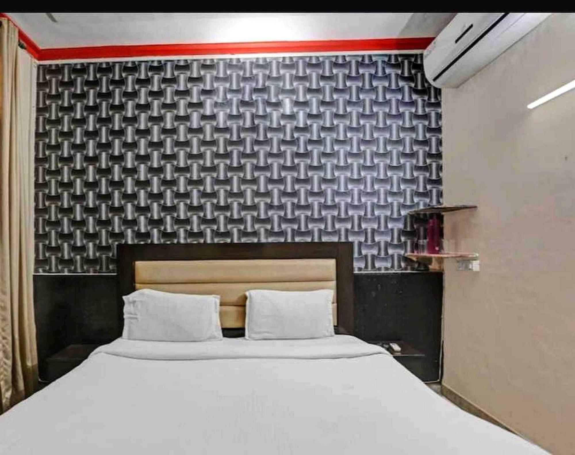 Hotel Sky Bird Bhauli المظهر الخارجي الصورة