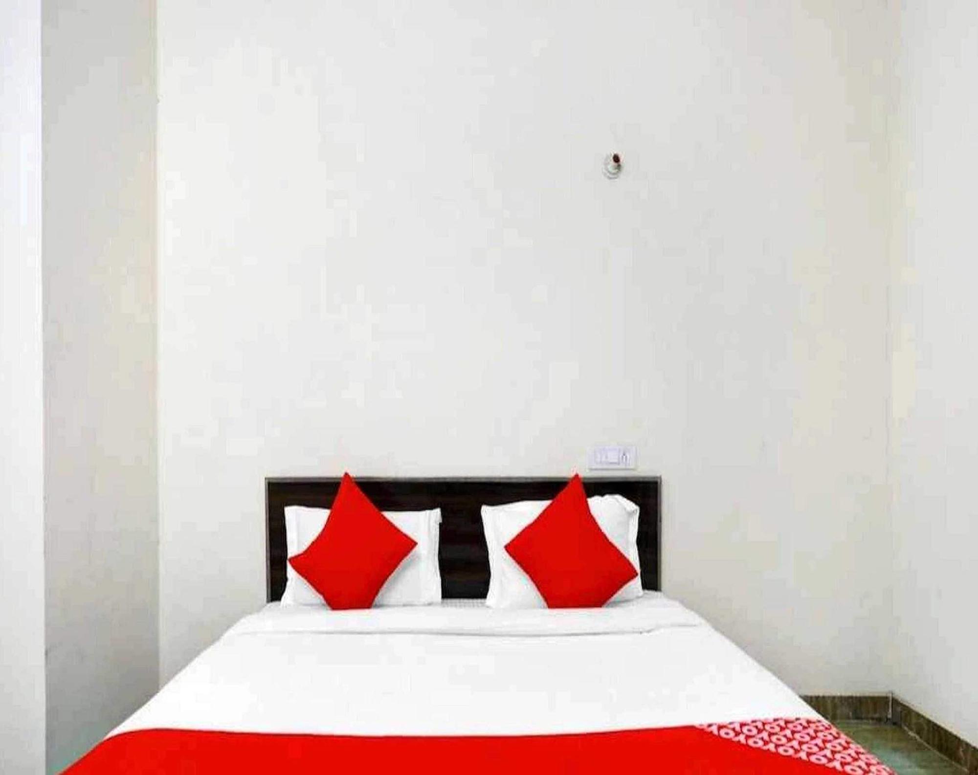 Hotel Sky Bird Bhauli المظهر الخارجي الصورة