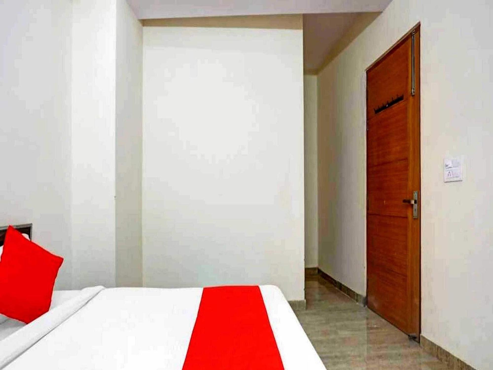Hotel Sky Bird Bhauli المظهر الخارجي الصورة